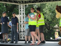 Graeme being presented with his award